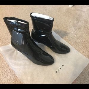 BLACK ANKLE BOOTS FOR WOMEN